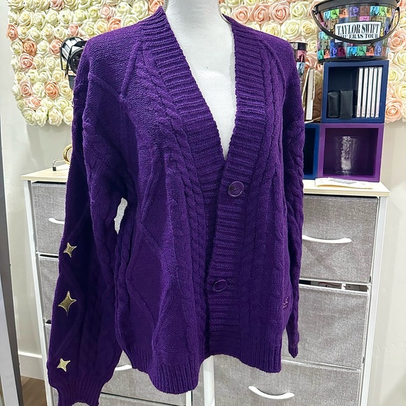 NEW IN BAG Taylor Swift Authentic Speak Now Purple Cardigan OFFICIAL MERCH - Picture 2 of 13